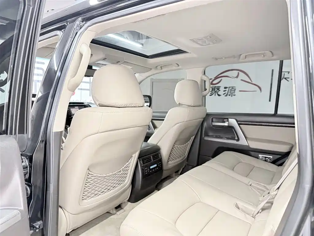 Toyota Land Cruiser 2007 4.7L Automatic GX-R фото 10