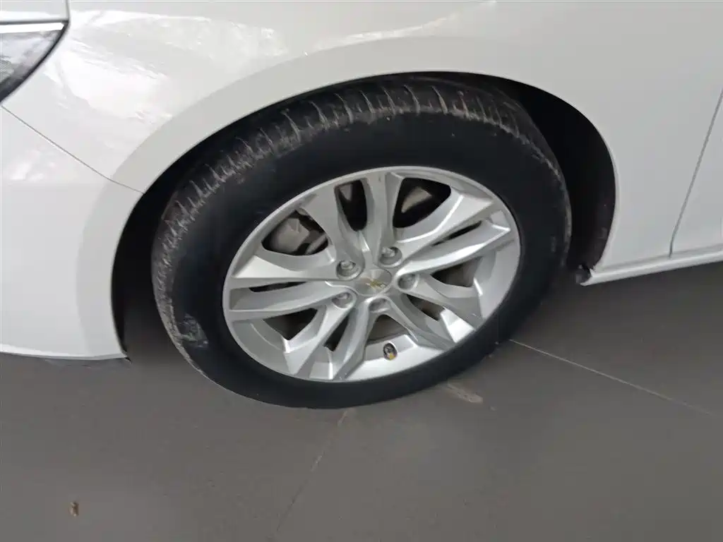 Chevrolet Malibu XL 2017 1.5T Auto Sport Edition фото 23