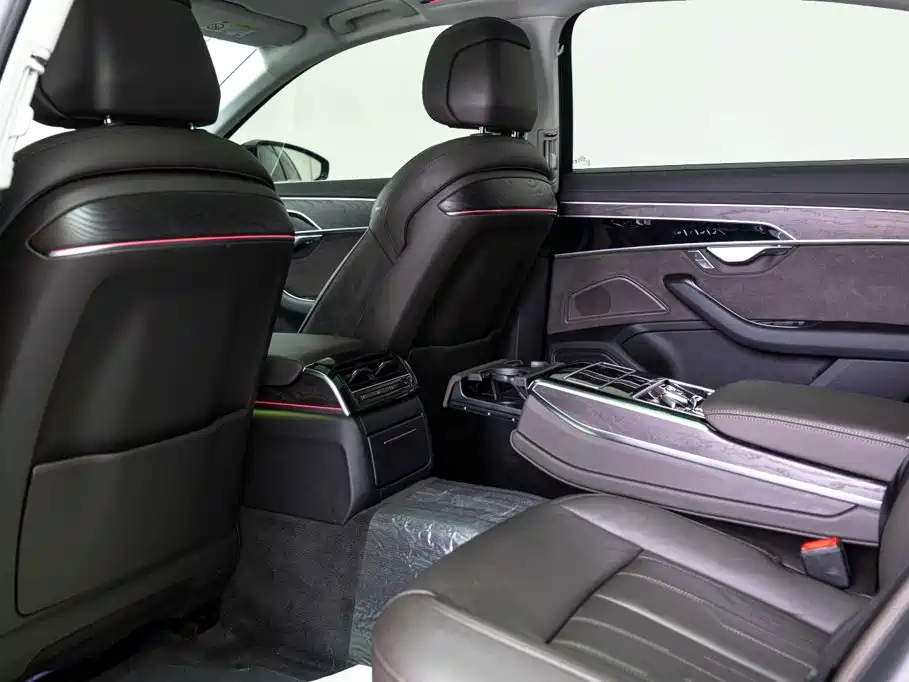 Audi A8 2025 2025 A8L 45 TFSI quattro Luxury