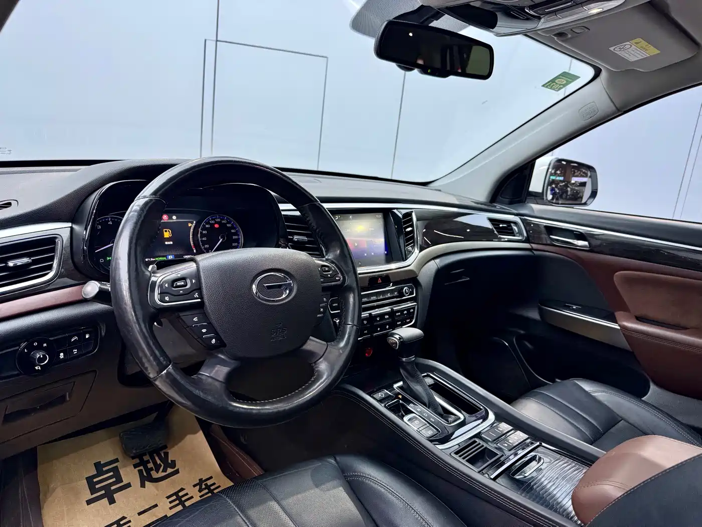 GAC Trumpchi Trumpchi GS8 2017 320T 2WD Luxury Smart Connect (7-seater) фото 8