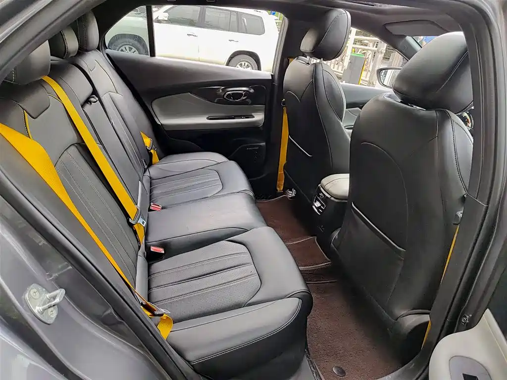 GAC Trumpchi Trumpchi Emkoo 2021 270T DCT J16 Edition фото 11