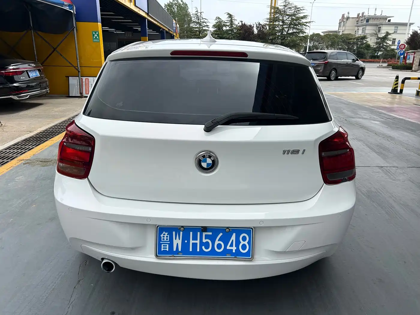 BMW 1 Series (Import) 2012 116i Urban Edition фото 14