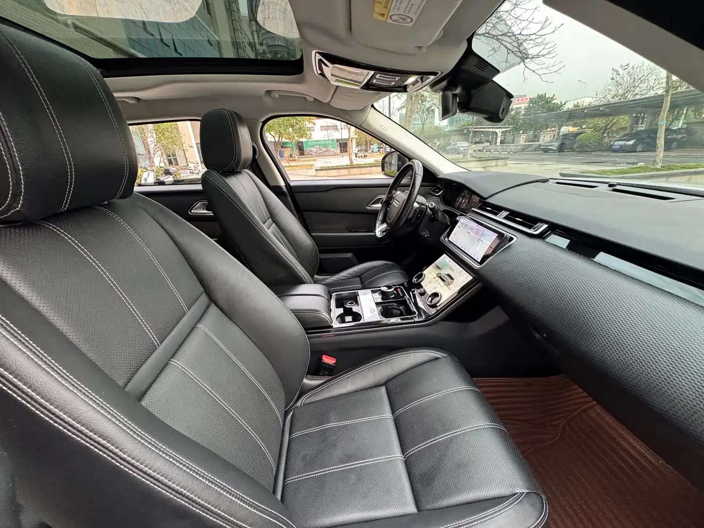 Land Rover Range Rover Velar 2017 P250 S фото 10