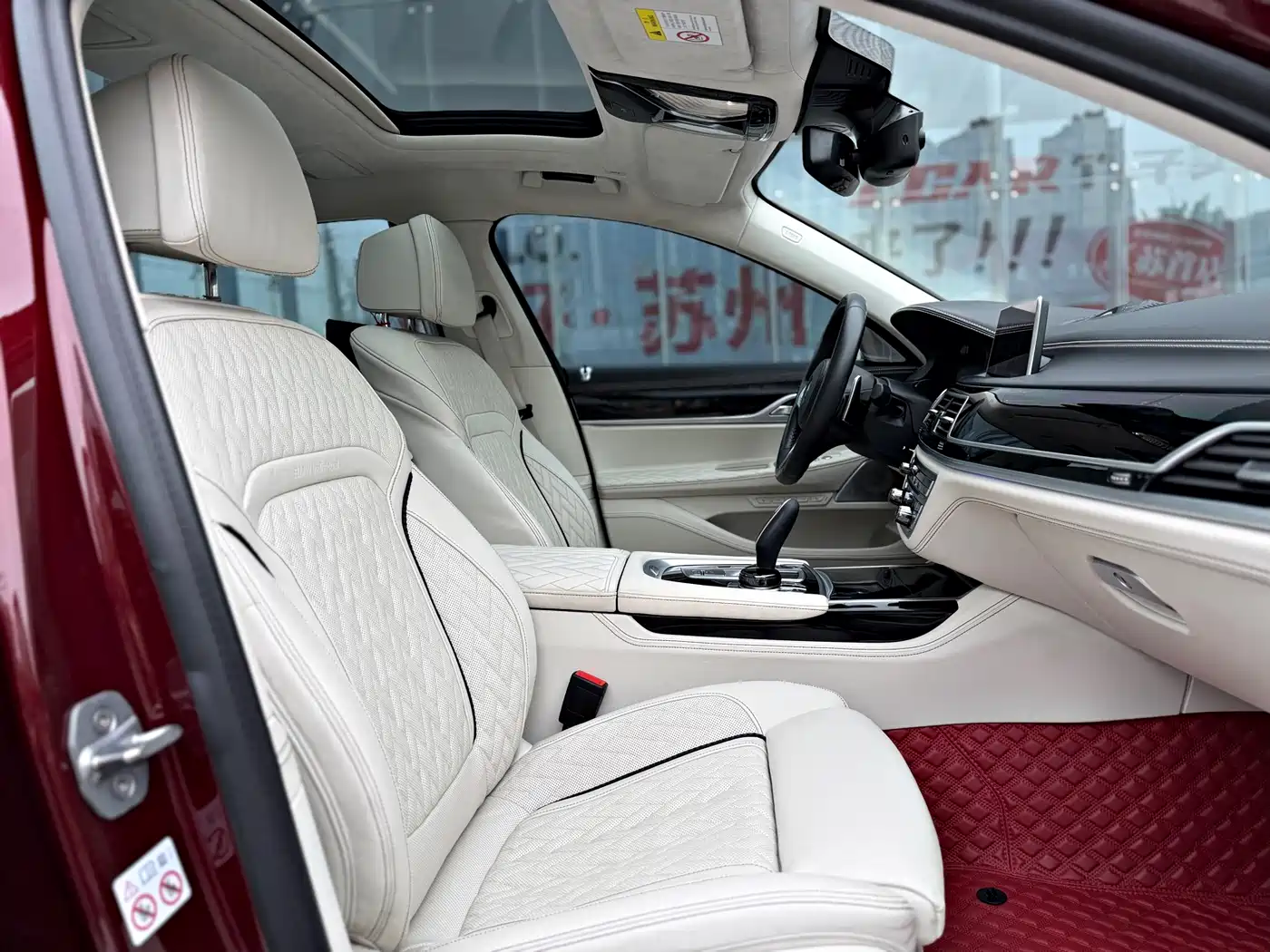 BMW 7 Series 2019 740Li xDrive Executive M Sport Package фото 14