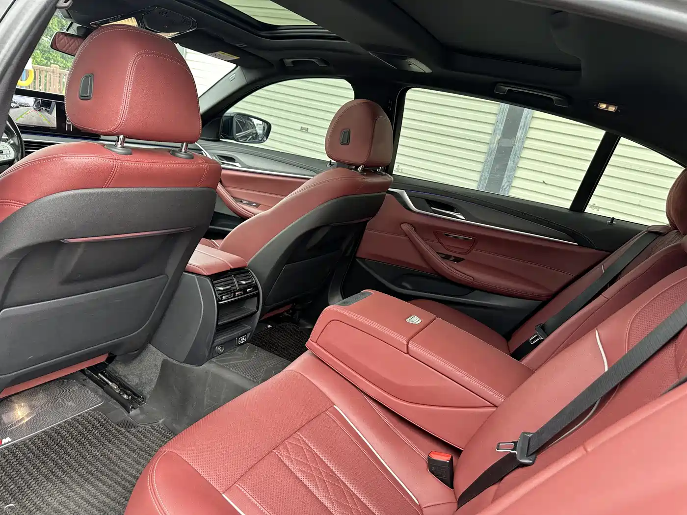 BMW 5 Series 2023 530Li Leading M Sport Package фото 5