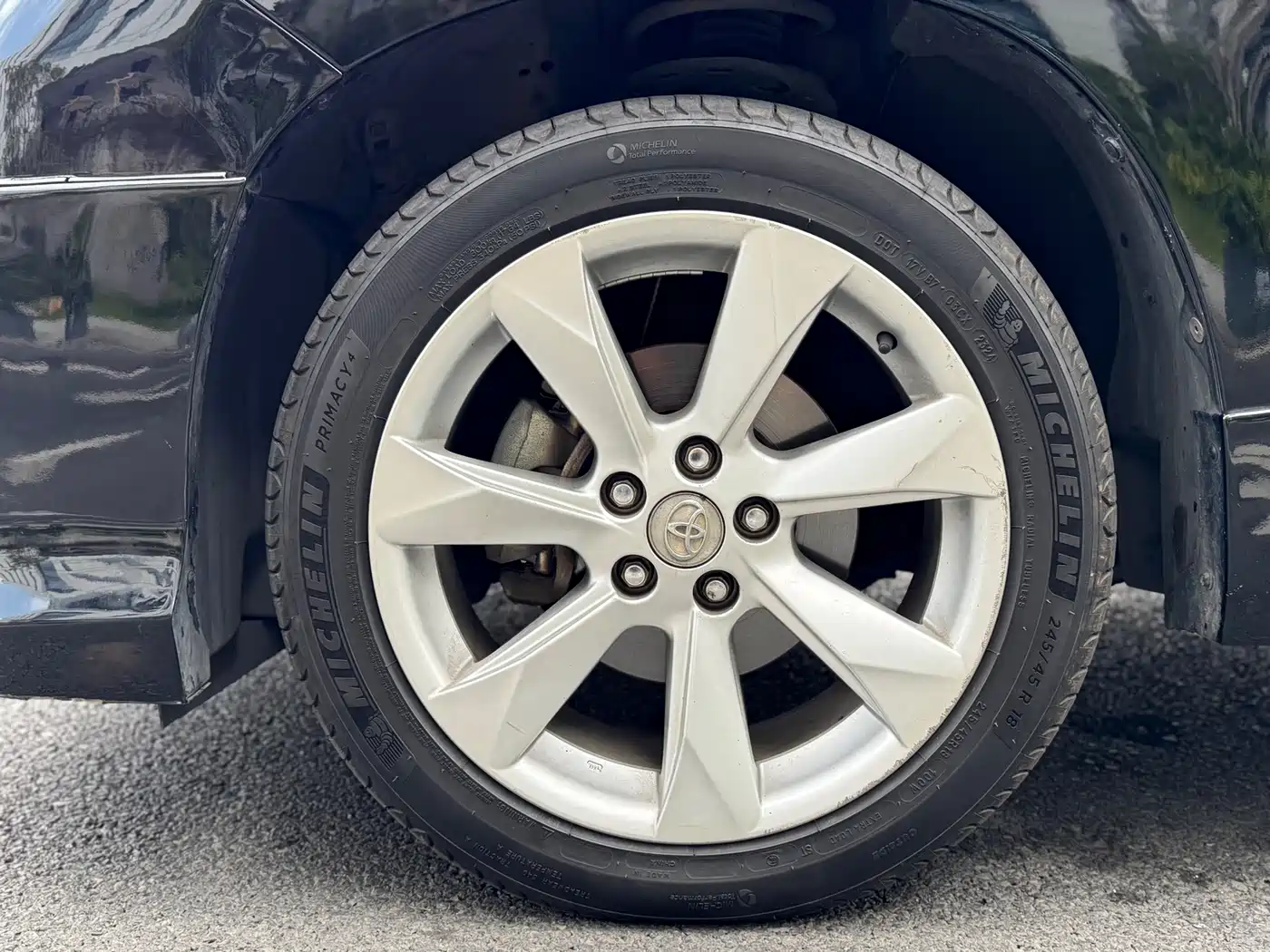Toyota Alphard 2011 3.5L Luxury Edition фото 24