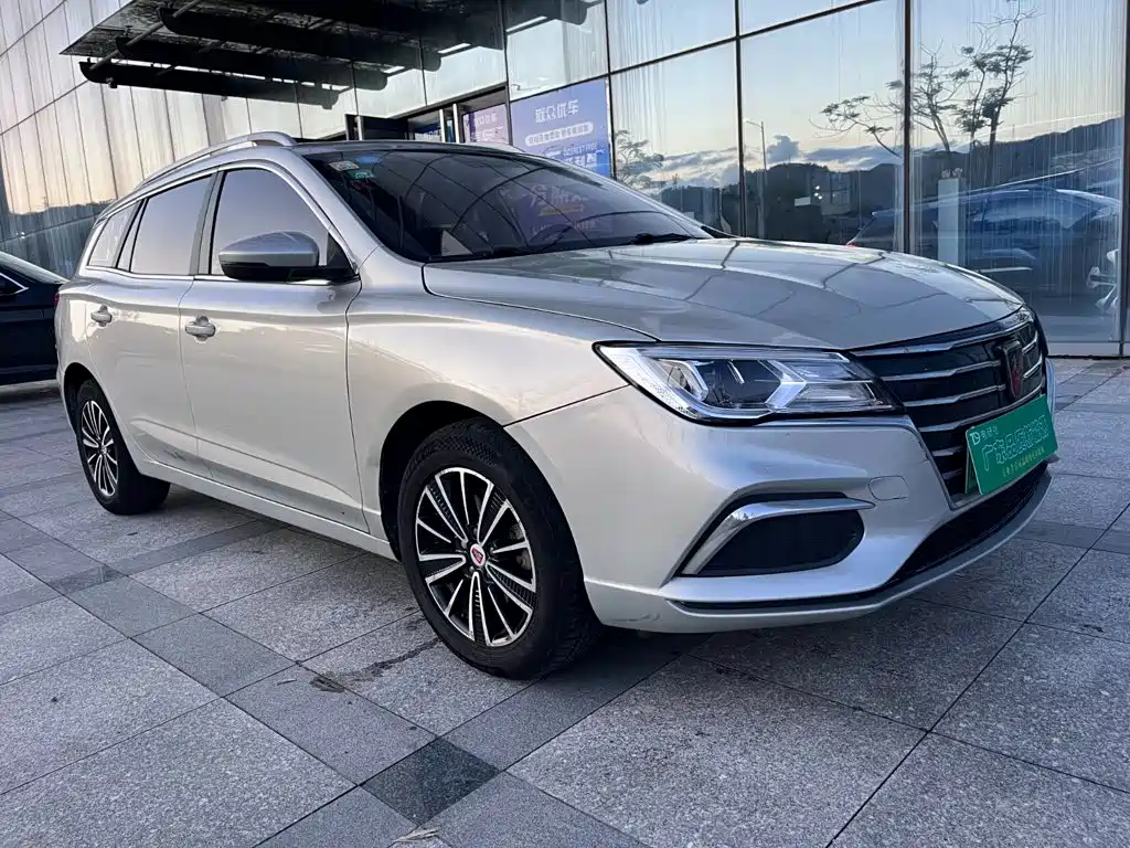 Фото 8 - Roewe Ei5