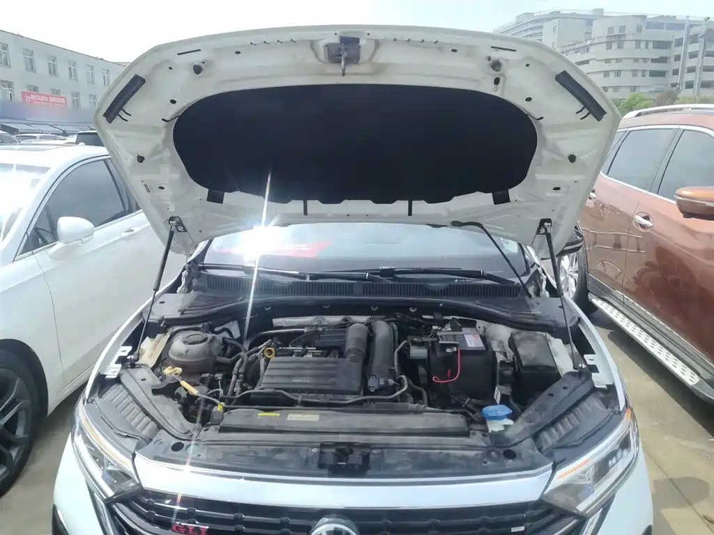 Volkswagen Sagitar 2023 Model Year 280TSI DSG Surpass Edition фото 16
