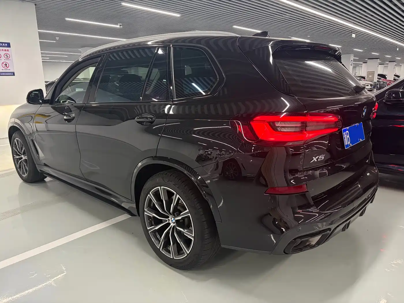 BMW X5 2022 Facelift xDrive 30Li Premium M Sport Package фото 12