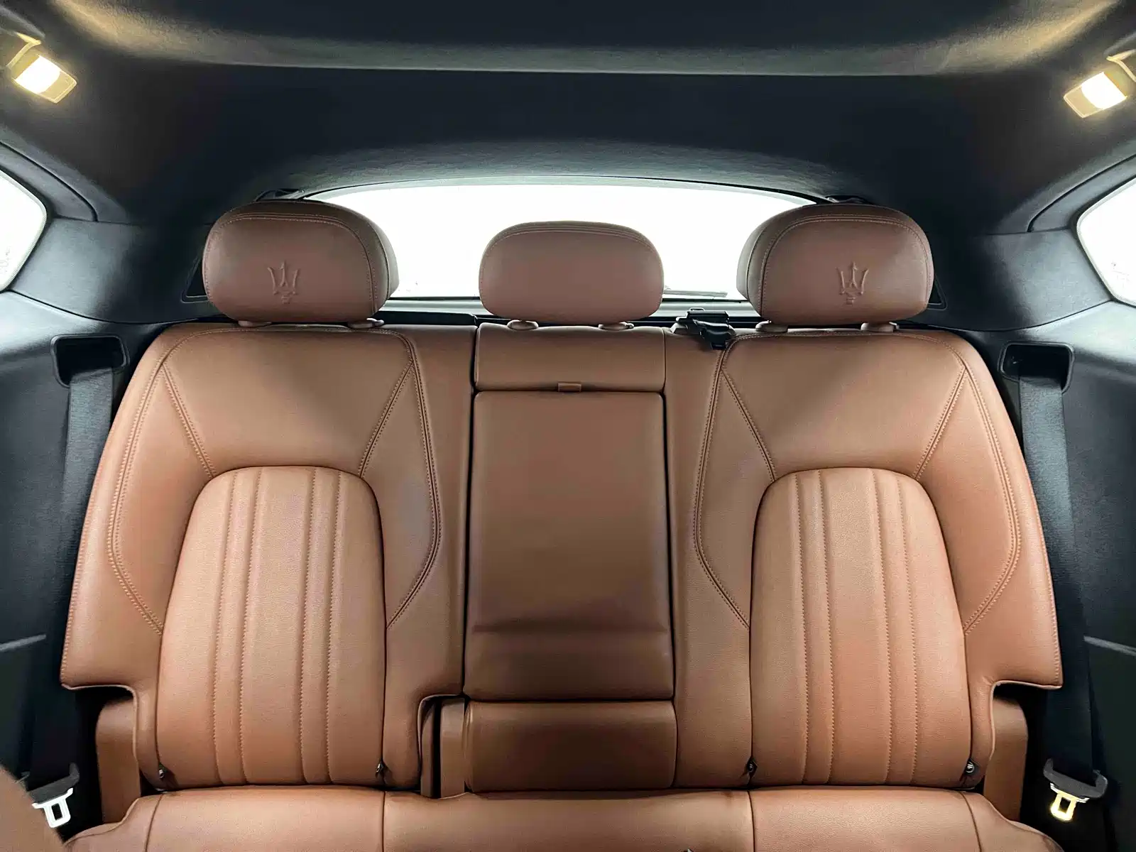 Photo 40 - Maserati Levante