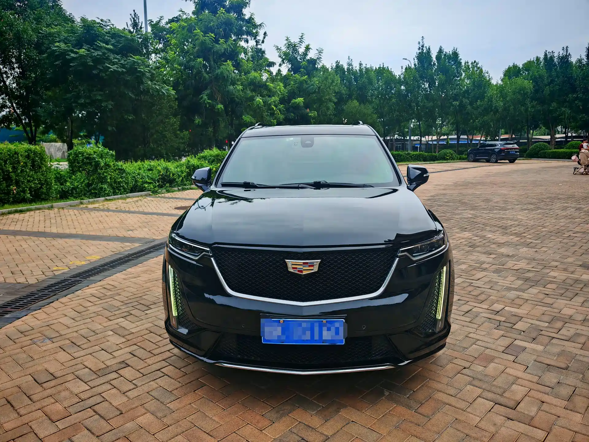 Фото 2 - Cadillac XT6