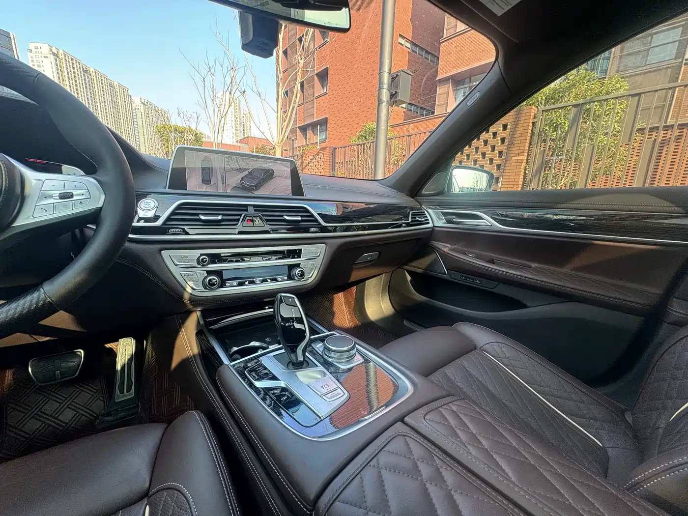 BMW 7 Series 2021 Model 740Li Leading M Sport Package фото 11
