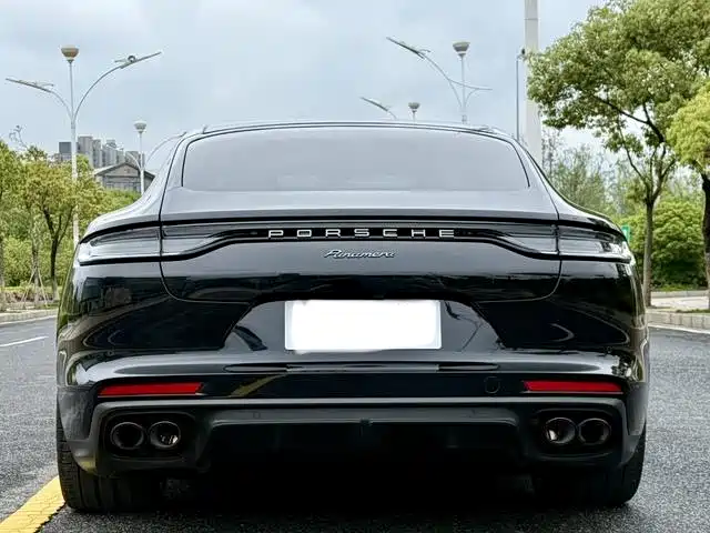 Porsche Panamera 2023 Panamera 4 Executive Long Wheelbase 2.9T фото 18