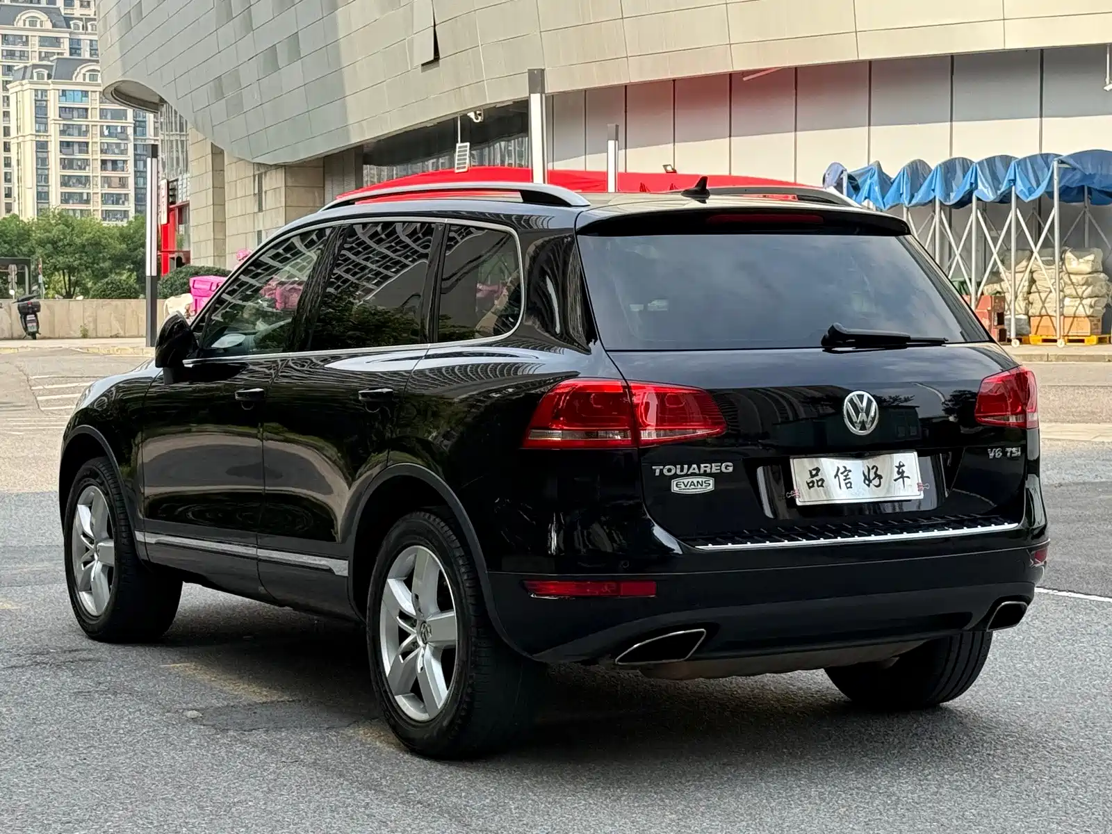 Фото 6 - Volkswagen Touareg