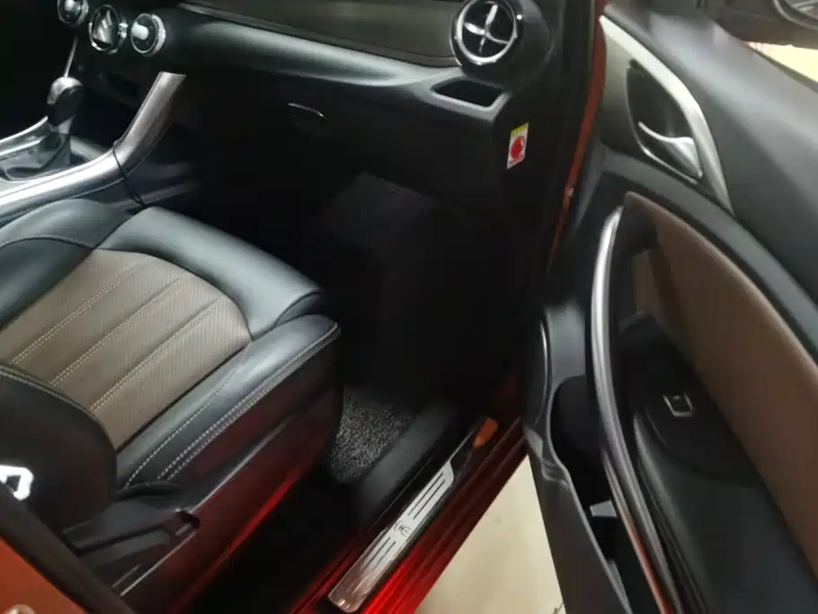 BYD Song 2017 2016 Unrivaled 1.5TID Automatic Luxury