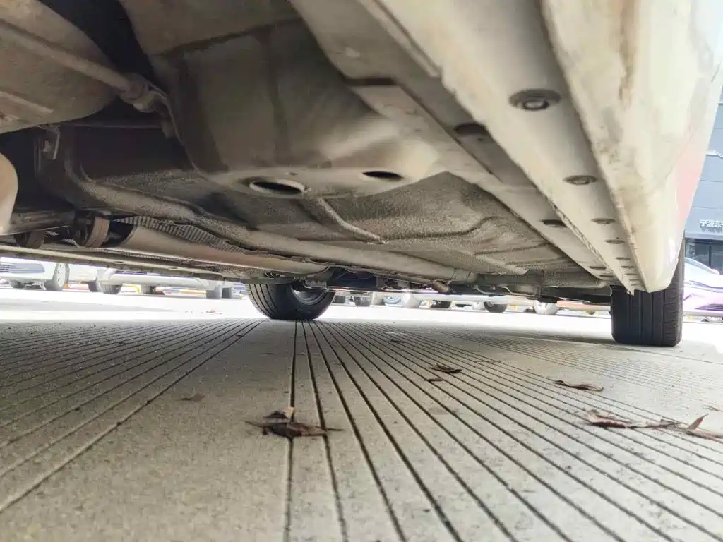 Фото 4 - Roewe 360