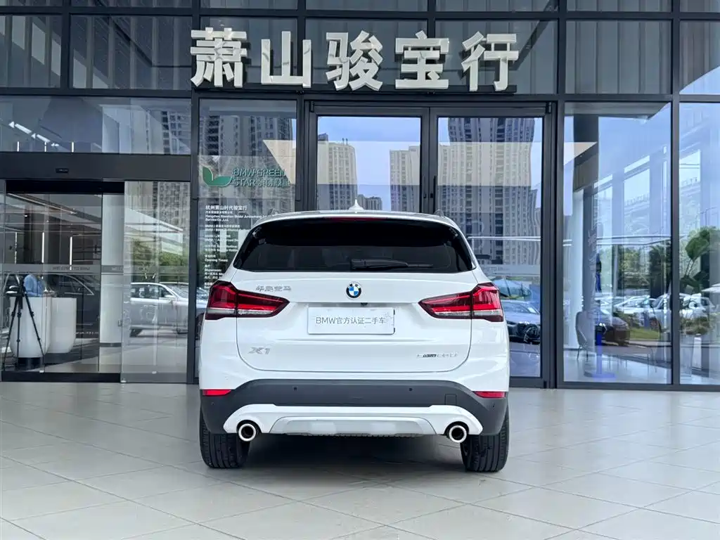 BMW X1 2020 sDrive20Li Premium Edition фото 4