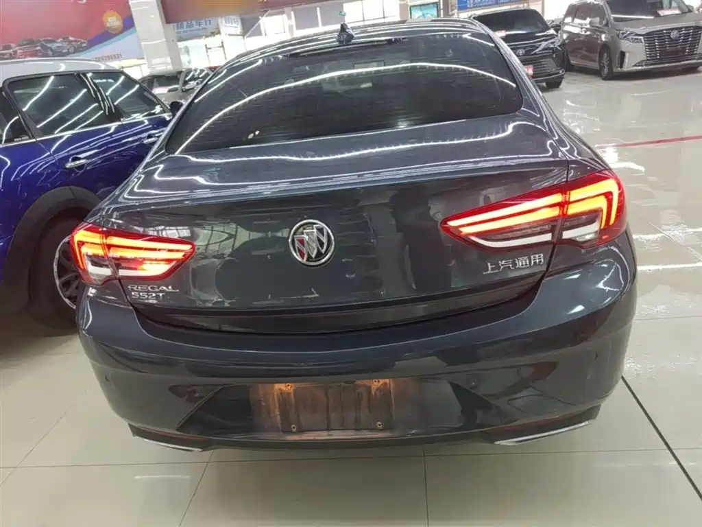 BUICK REGAL