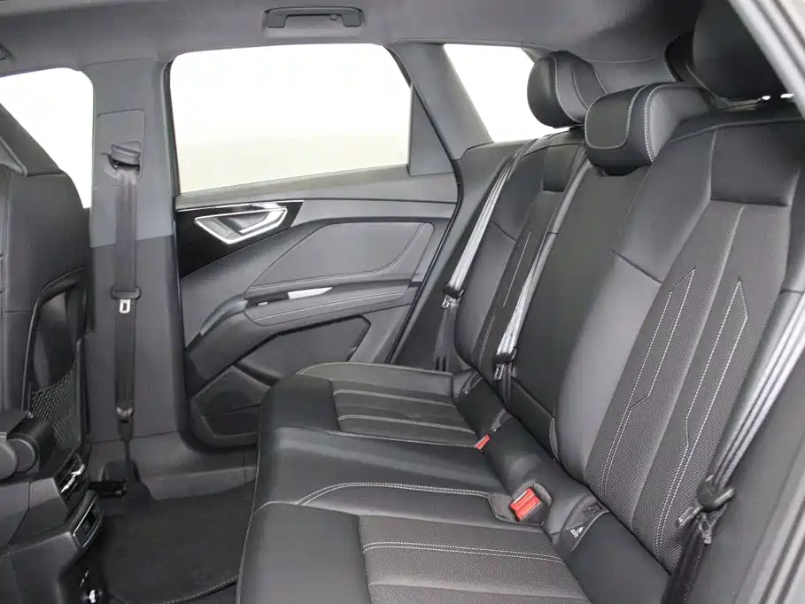 Audi Q4 e-tron 2025 2024 40 e-tron Creation Edition
