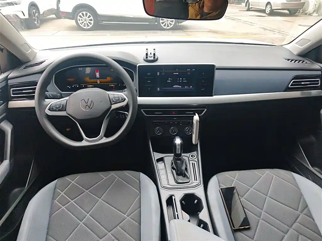 Volkswagen Lavida 2023 1.5L Auto Delight Edition фото 10