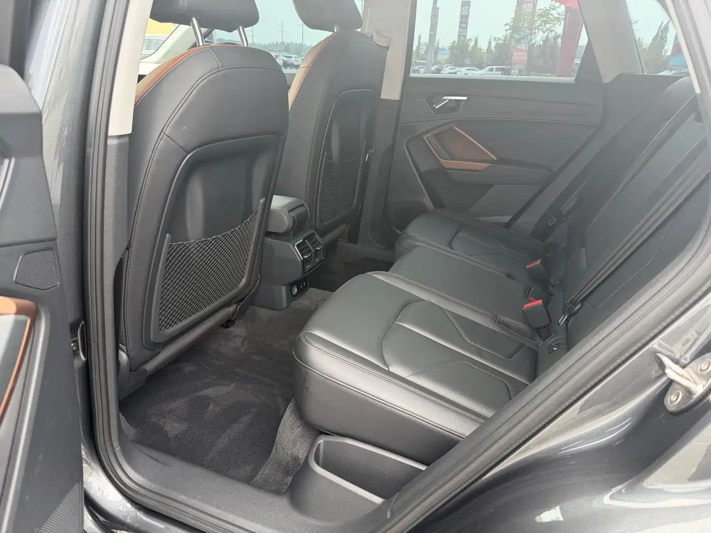 Audi Q3 2022 35 TFSI Fashion Elegance фото 10