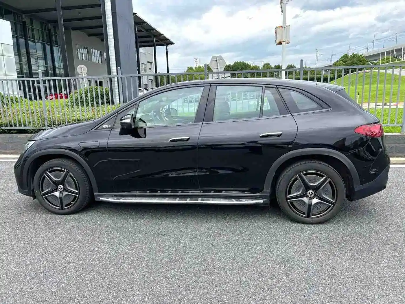 Mercedes-Benz EQE SUV 2025 2023 500 4MATIC Special Edition