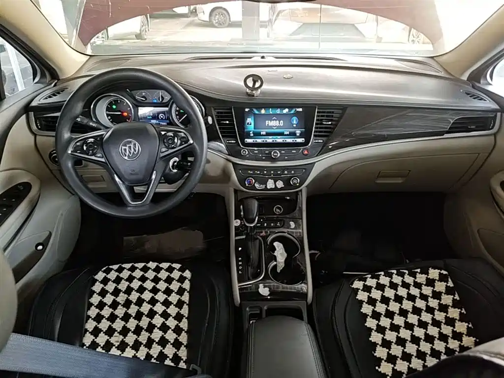 Buick Verano 2018 Sedan 15S Automatic Leading фото 10