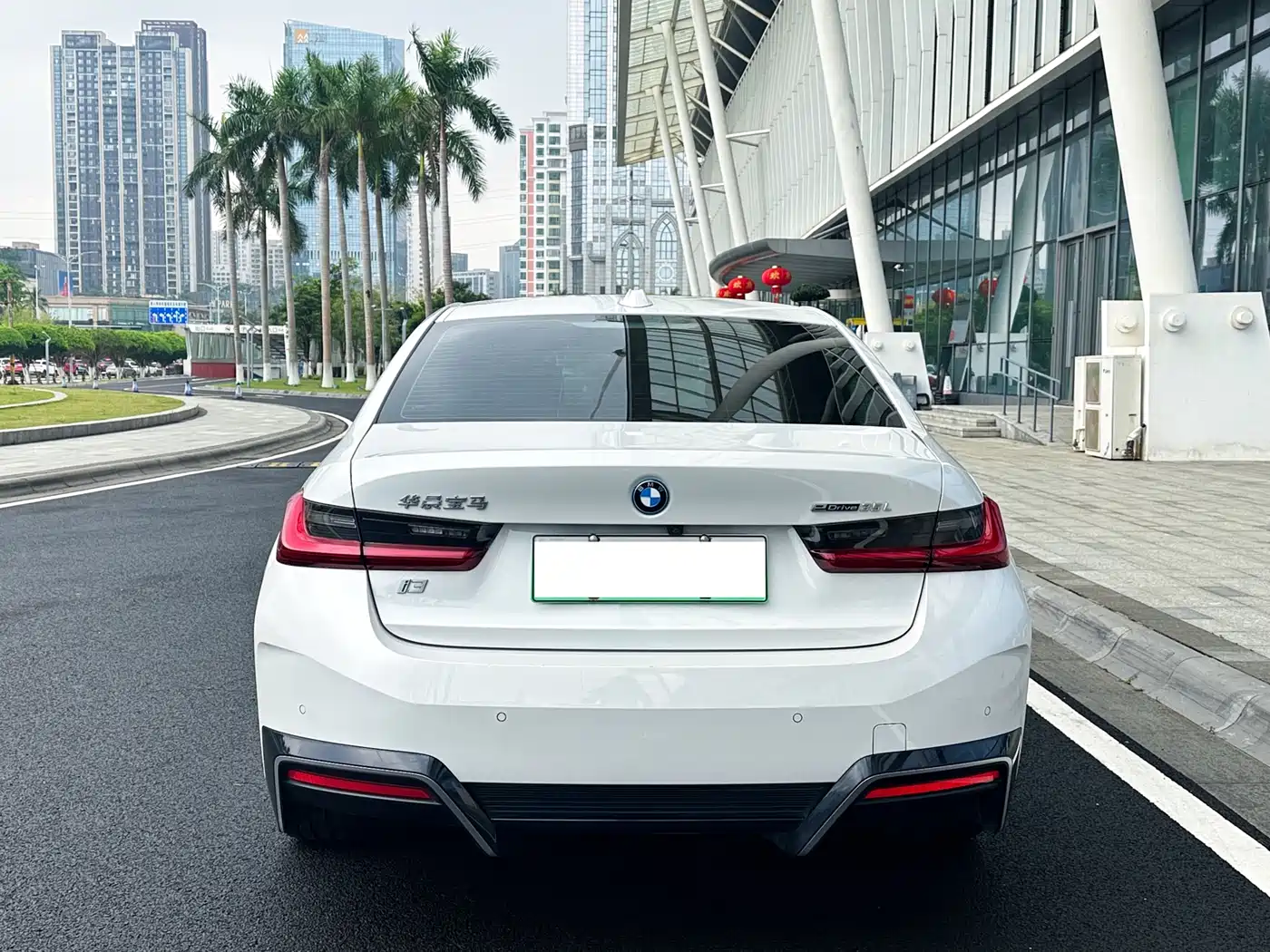 BMW I3