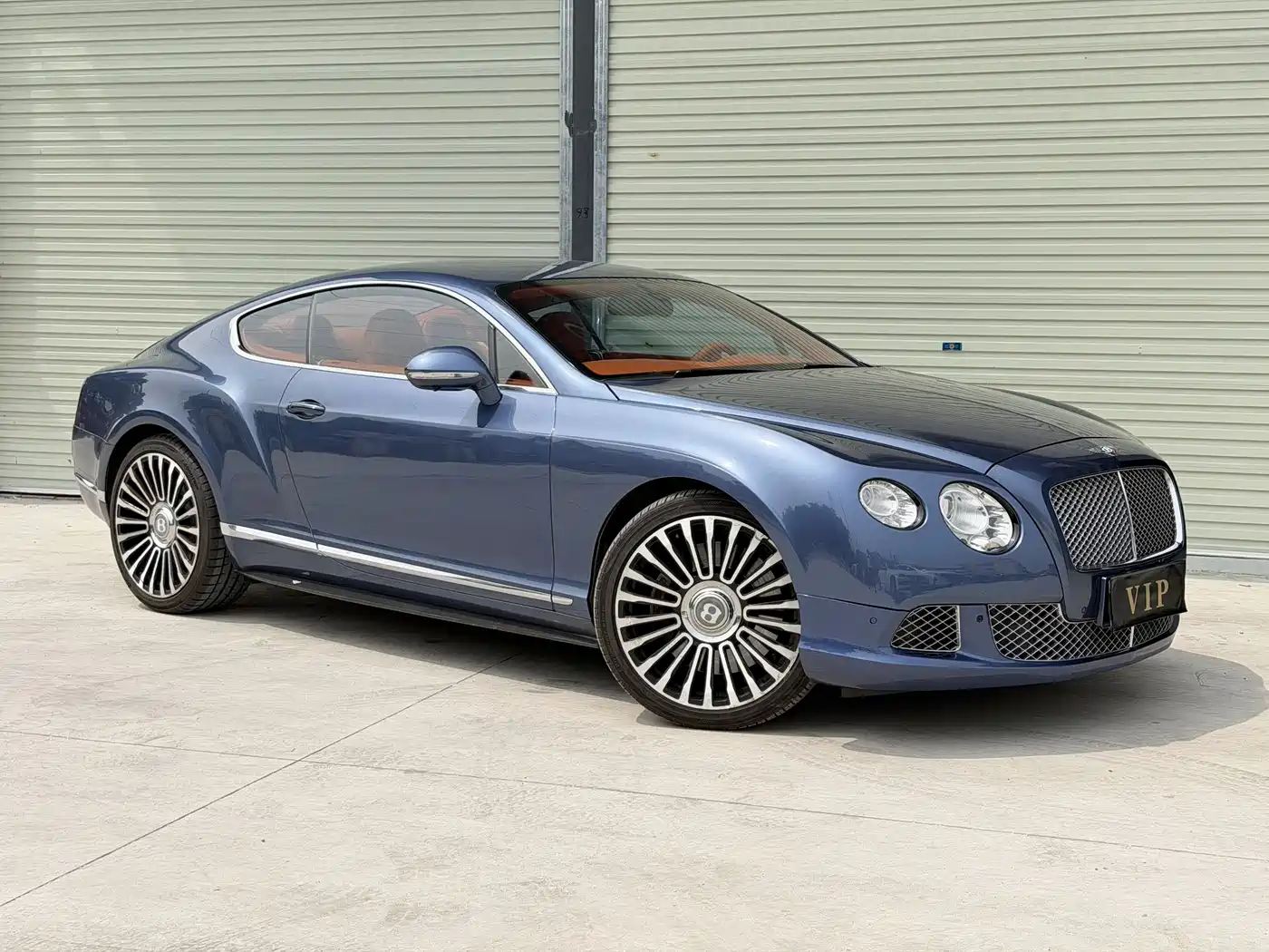 Bentley Continental 2012 6.0T GT W12 фото 3