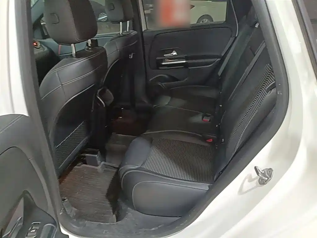 Mercedes-Benz B-Class 2020 B 200 Sport Edition фото 17
