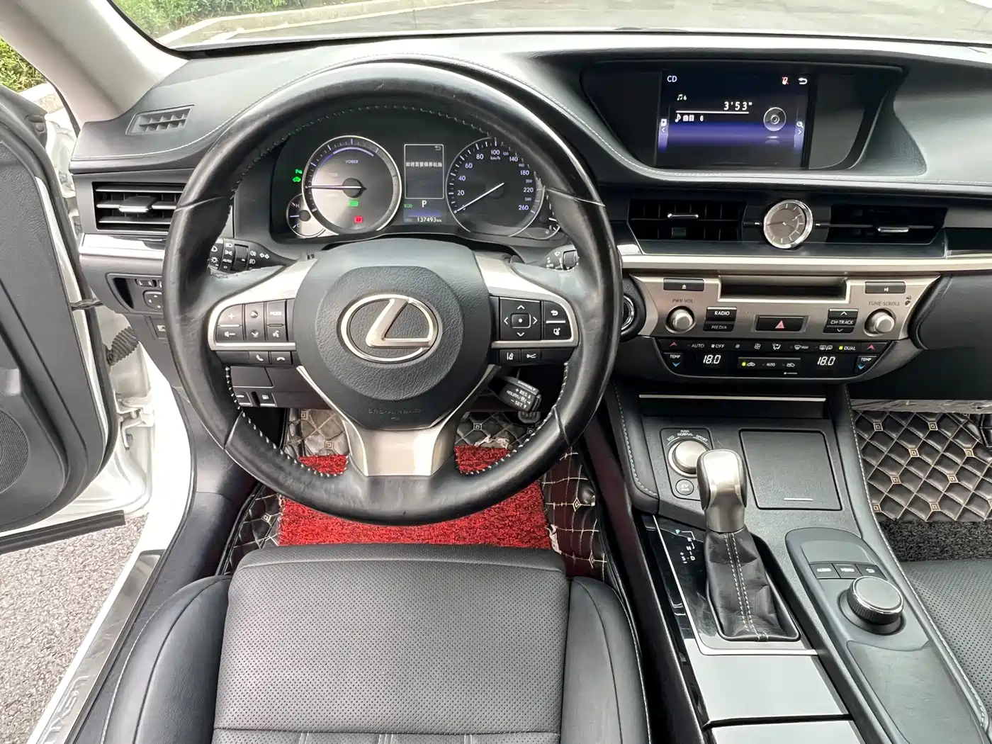 Lexus ES 2015 300h Comfort Edition фото 20