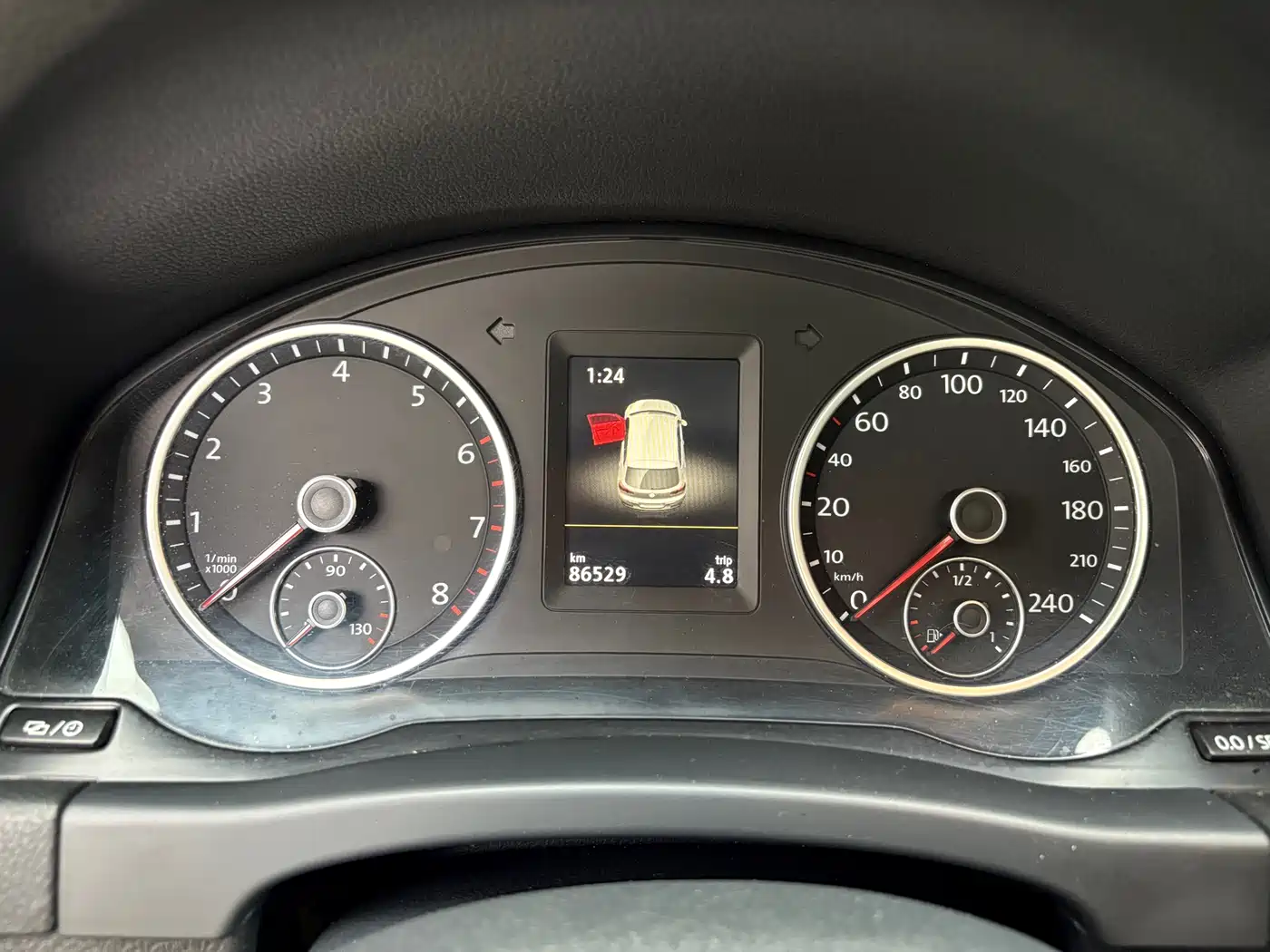 Volkswagen Tiguan 2016 Model 300TSI Automatic 2WD Luxury Edition фото 16