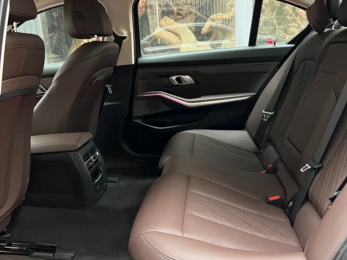 BMW i3 2022 eDrive 35 L фото 9
