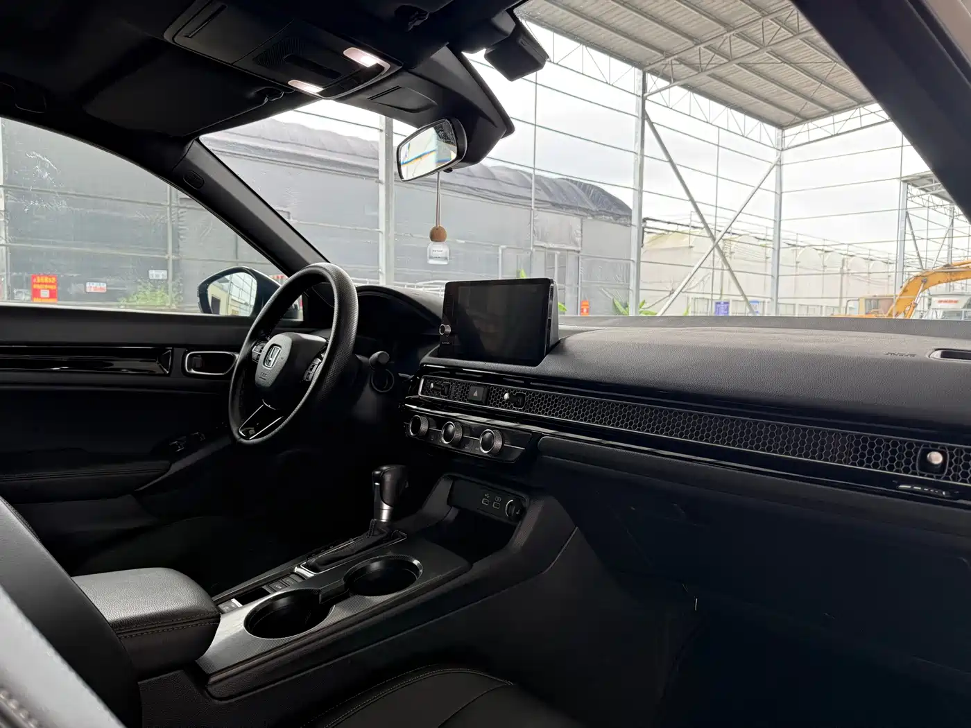 Фото 25 - Honda Civic
