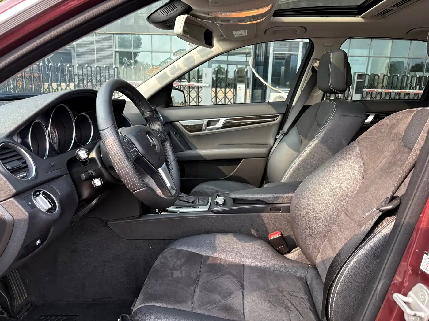 Mercedes-Benz C-Class 2013 C 260 Fashion Grand Edition фото 9