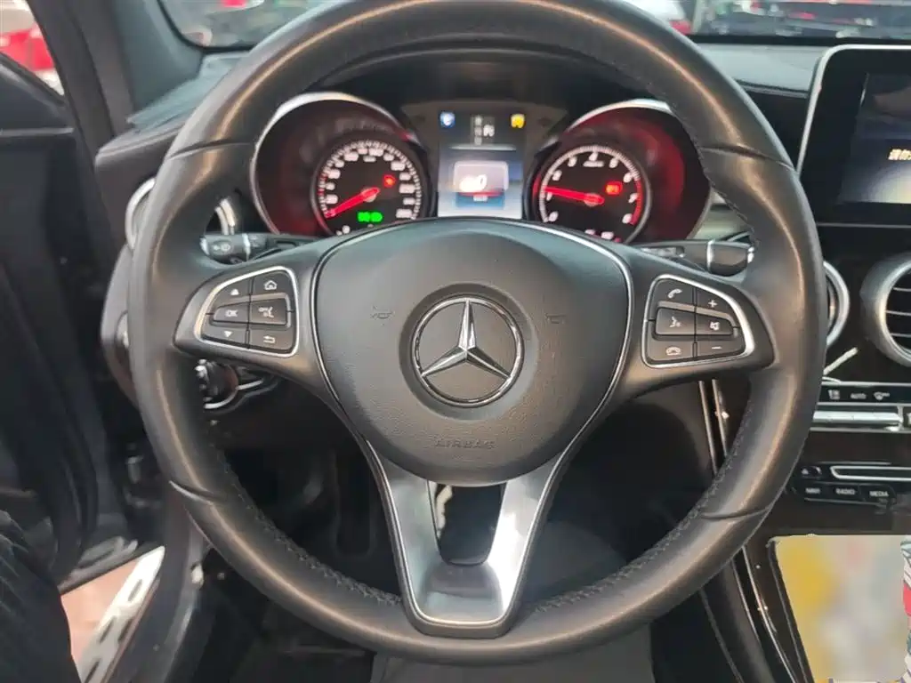 Mercedes-Benz GLC 2017 GLC 260 4MATIC Luxury фото 11