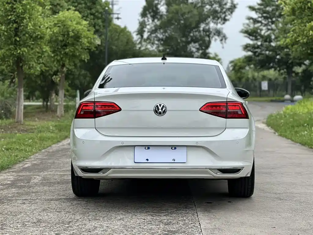 Volkswagen Lamando 2021 Facelift 280TSI DSG Comfort Edition фото 5