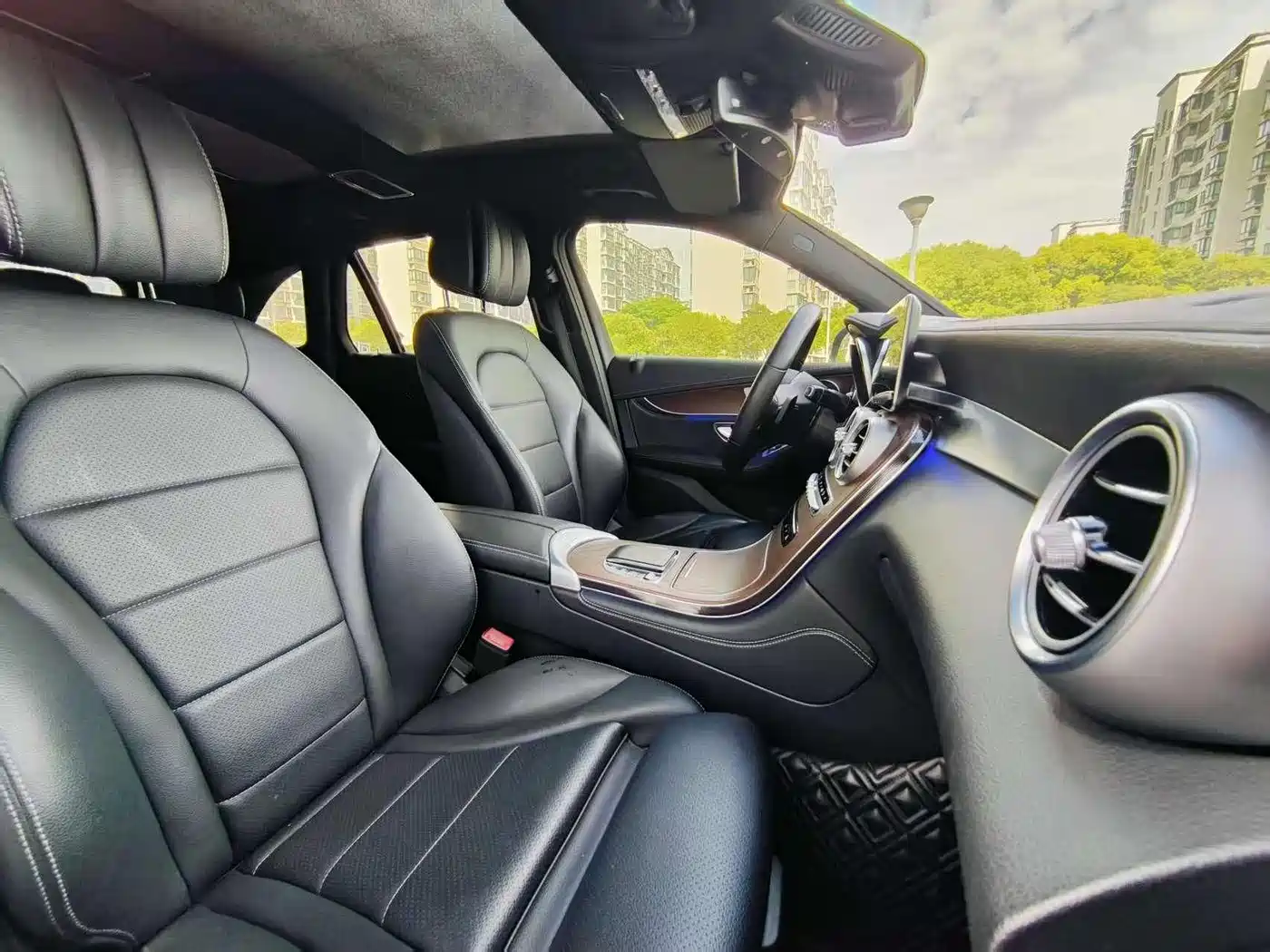 Mercedes-Benz GLC 2020 Facelift GLC 300 L 4MATIC Dynamic фото 19