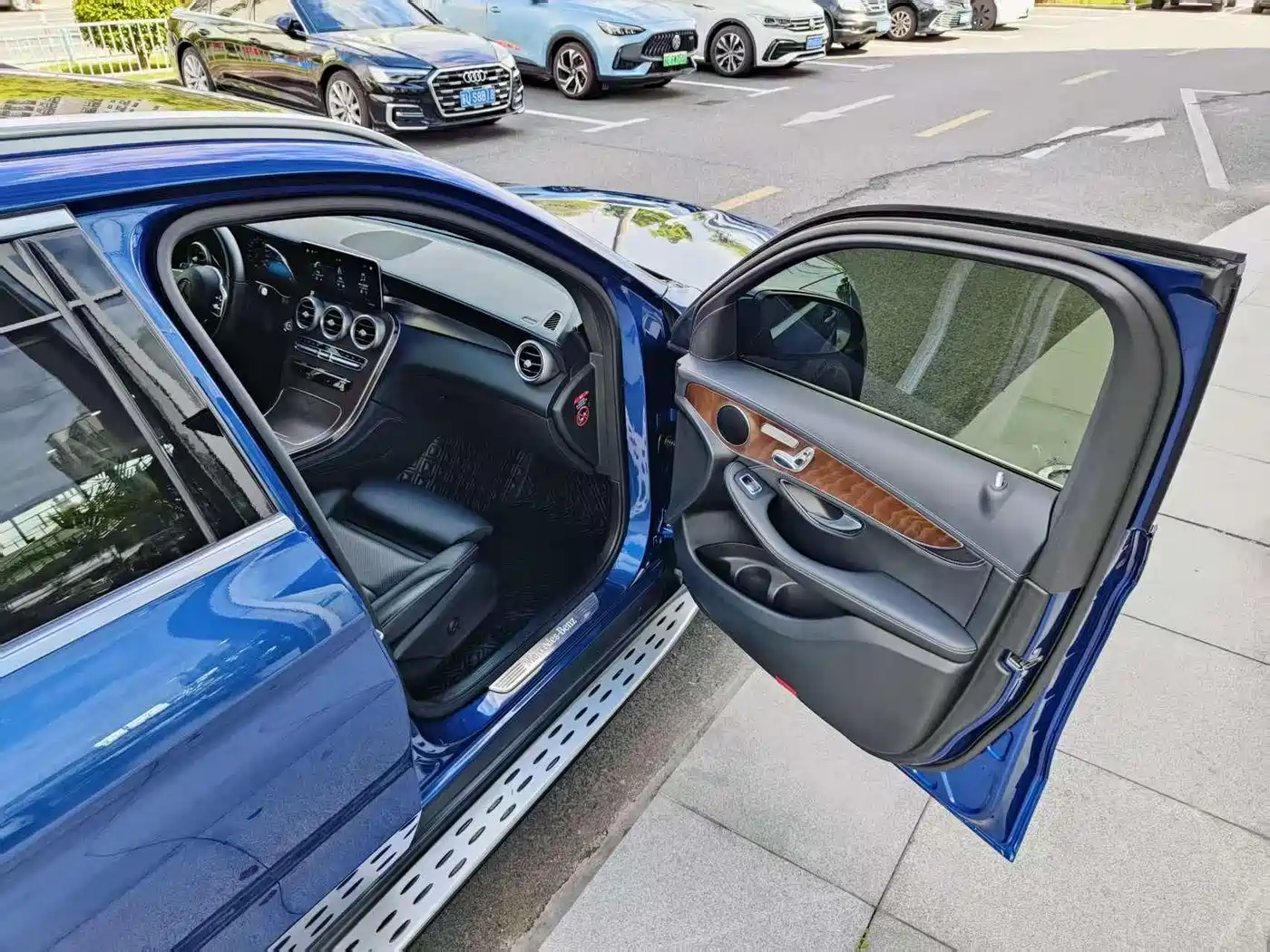 Mercedes-Benz GLC 2020 Facelift GLC 300 L 4MATIC Dynamic фото 18