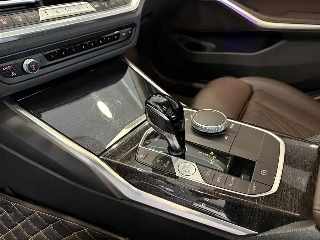 BMW 3 Series 2022 325Li M Sport Package фото 20