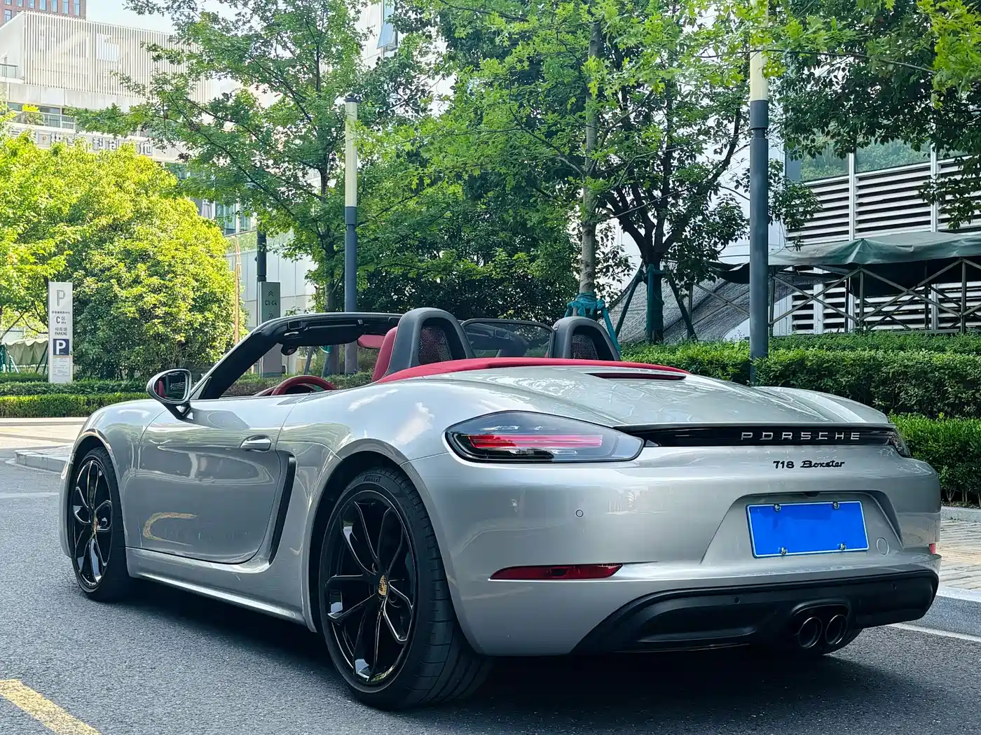 Porsche 718 2023 Boxster Style Edition 2.0T фото 5