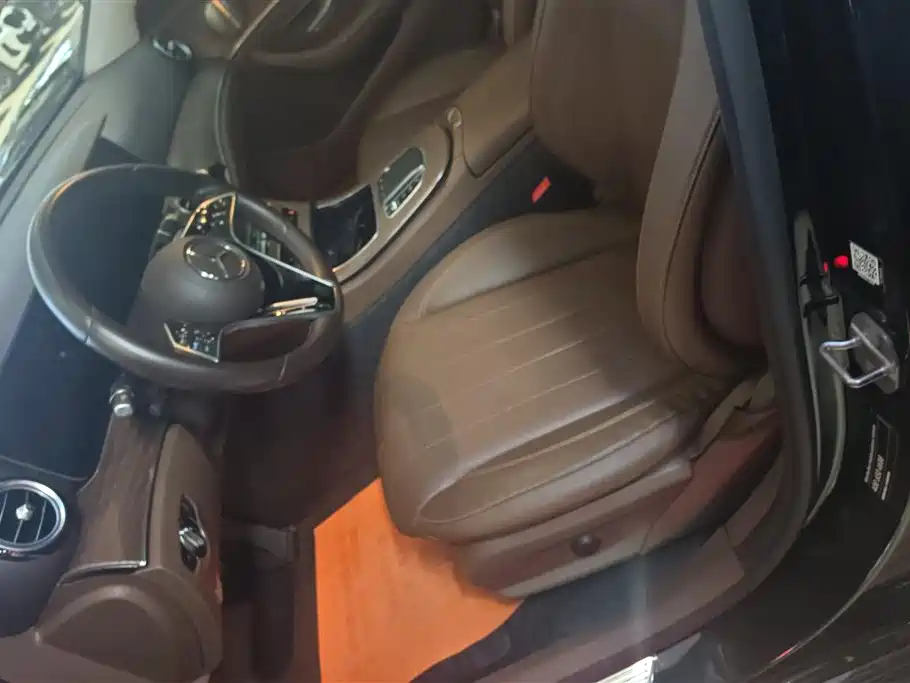 Mercedes-Benz E-Class 2022 E 300 L Luxury фото 9