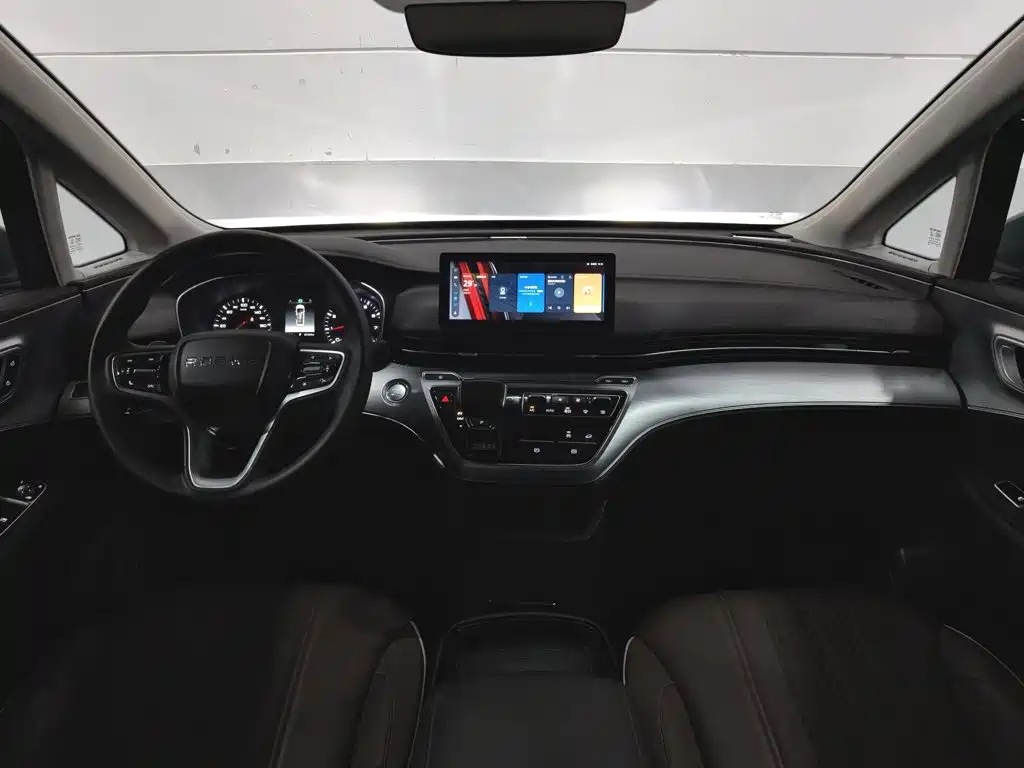 Roewe iMAX8 2025 2023 400TGI Comfort Edition