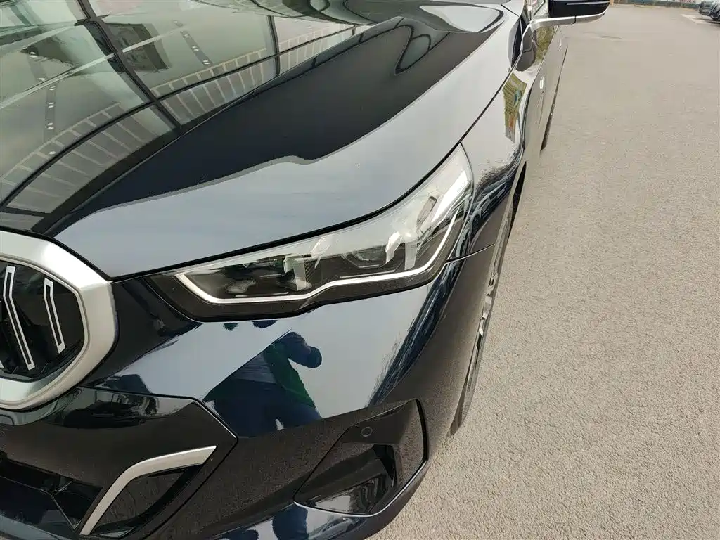 BMW i5 2024 eDrive 35L M Sport Package фото 17
