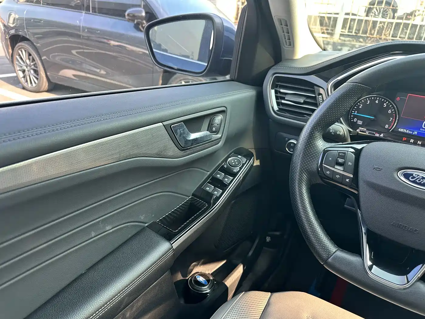 Ford Escape 2022 2020 EcoBoost 245 2WD Premium Edition