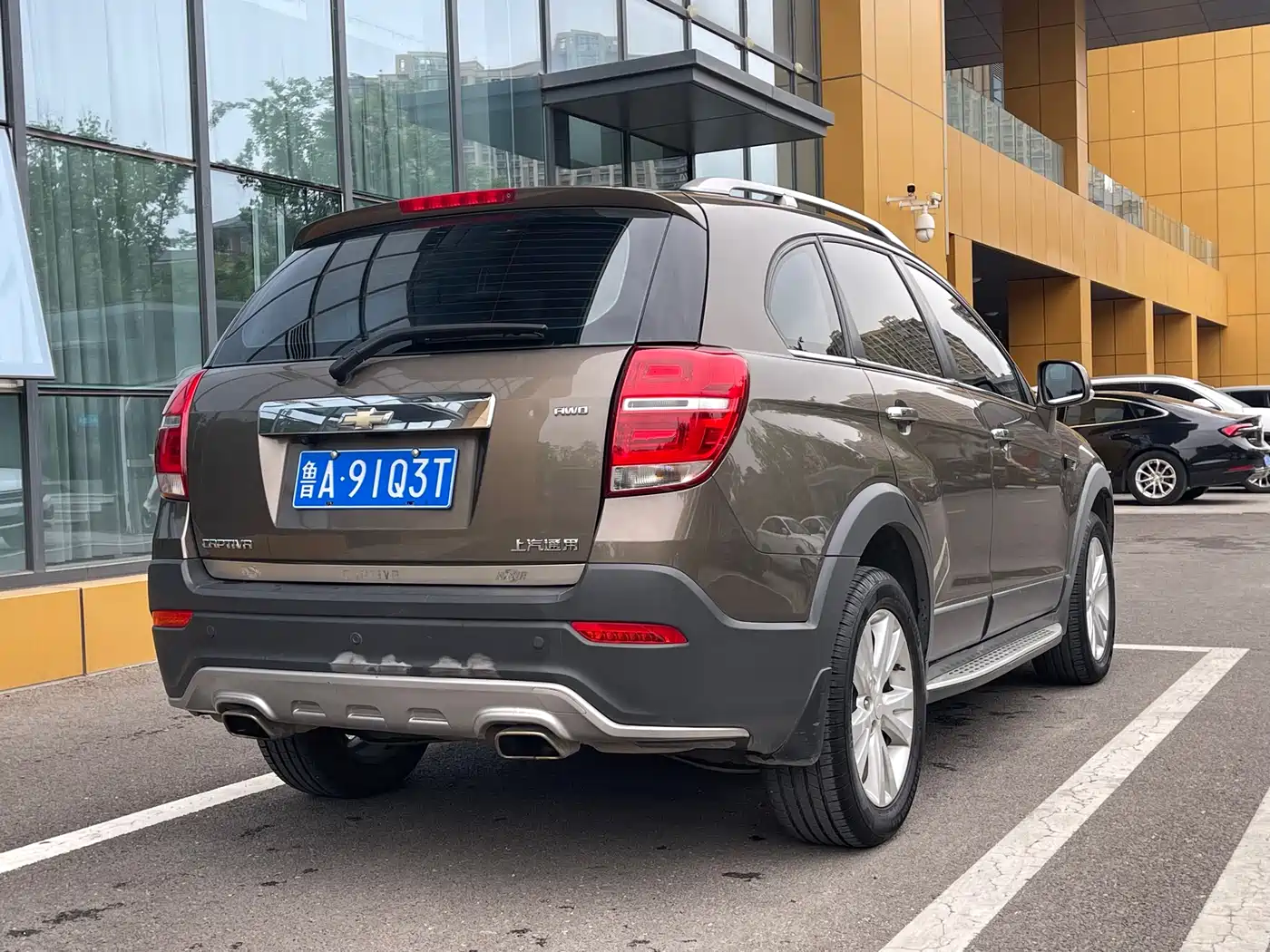 Chevrolet Captiva 2015 2.4L AWD Flagship 7-Seater фото 5