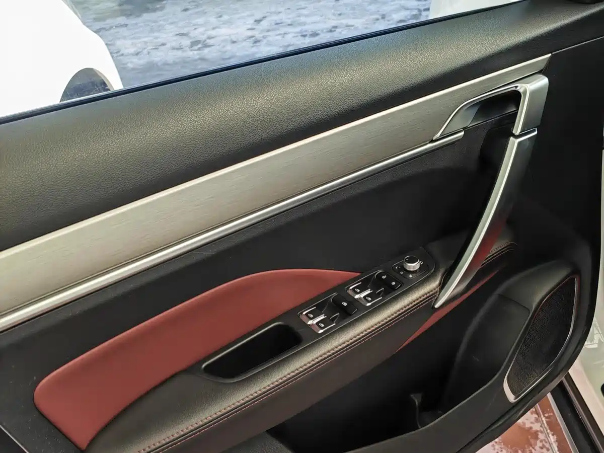 GEELY AUTOMOBILE BINYUE