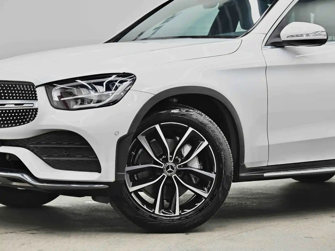 Mercedes-Benz GLC 2020 Facelift GLC 300 L 4MATIC Dynamic фото 24