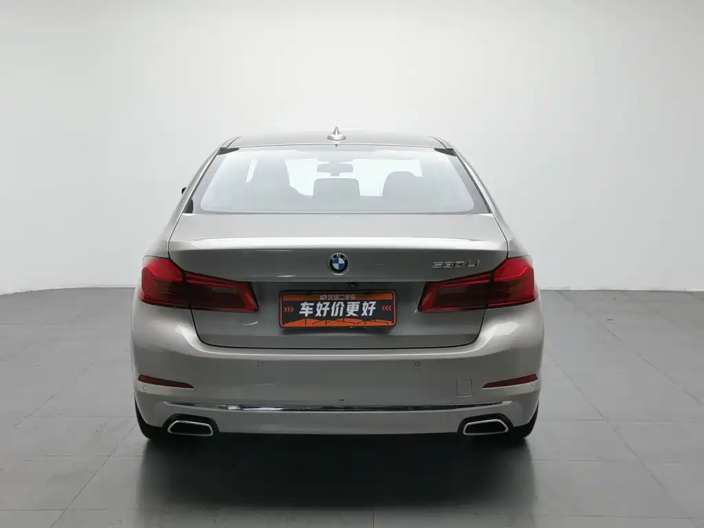 Фото 4 - BMW 5 Series