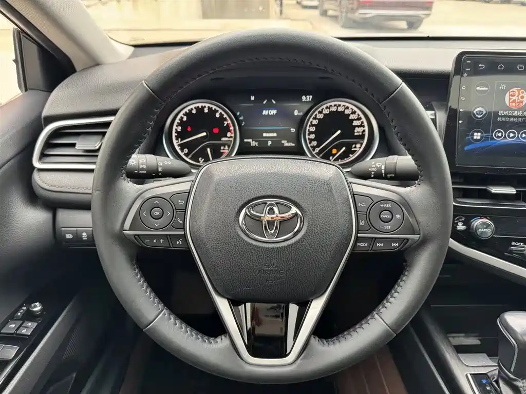 Toyota Camry 2021 2.0G Luxury Edition фото 11